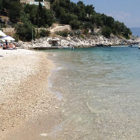 Mandraki House Upper, 100m From Kaminaki * Katávolos