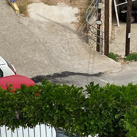 Mandraki House Upper, 100m From Kaminaki Apartamento *